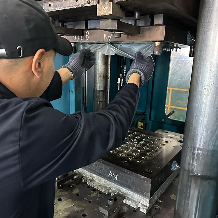 implication petit carre 